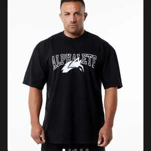 Alphalete tee shirt
